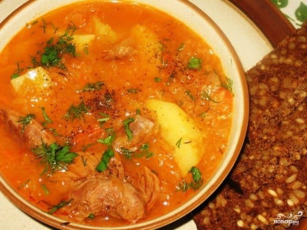 Суп з гусіным мясам