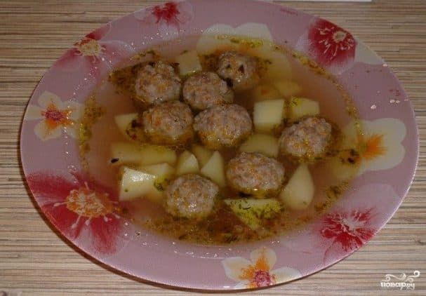 Суп з цмокамі і бульбай