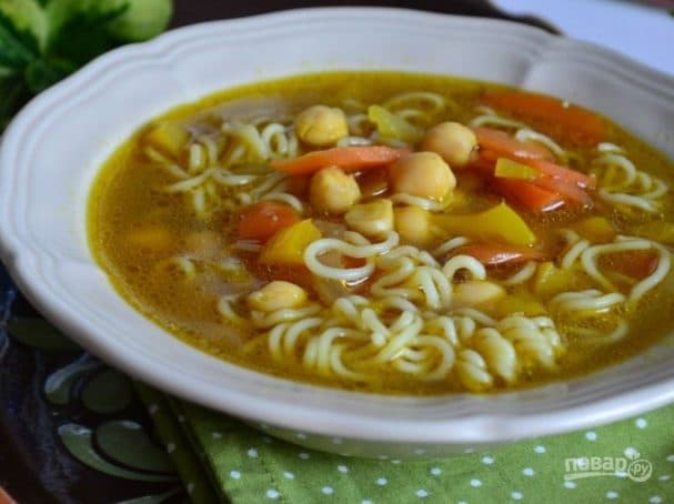 Chickpea and Noodle Soup