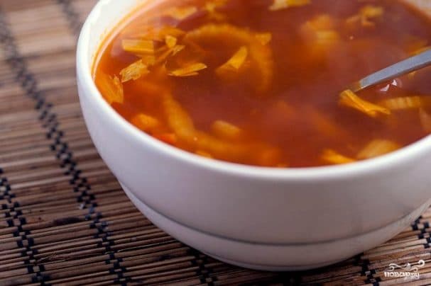 Суп з сельдэрай і гароднінай
