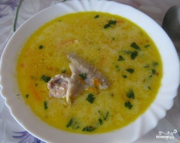 Суп с сыром и курицей