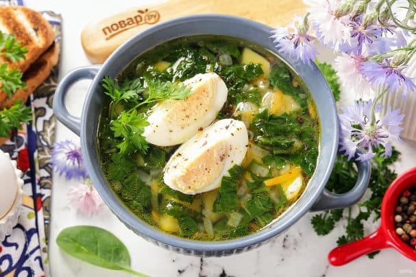 Spinach and egg soup