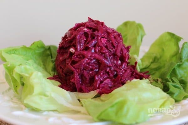 Beetroot with garlic