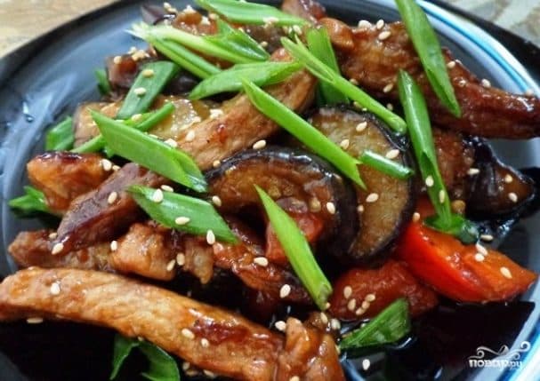 Chinese-style pork with vegetables