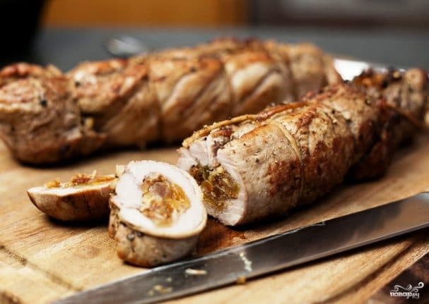 Pork with fruit and berry filling