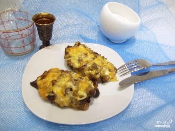 Свинина з вешенками