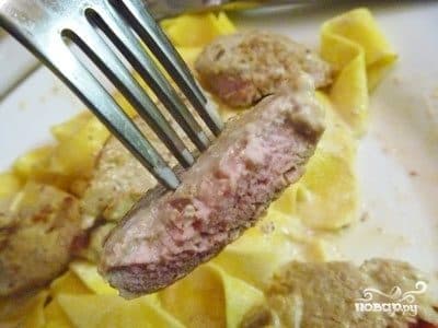 Pork in creamy sauce