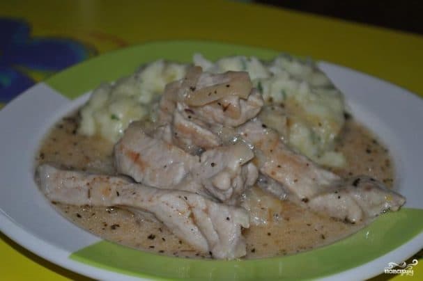 Pork in sour cream sauce