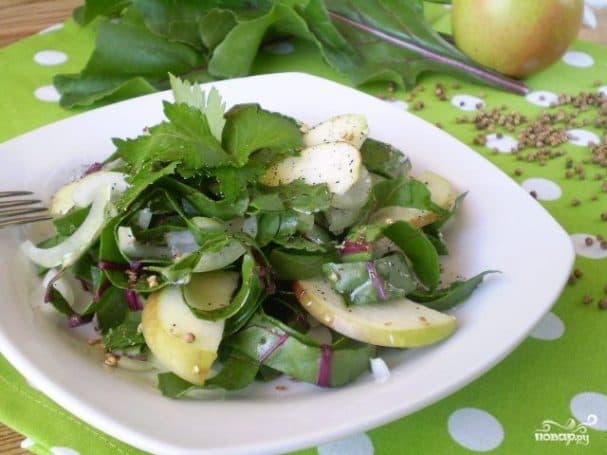 Raw food dish made from beet greens
