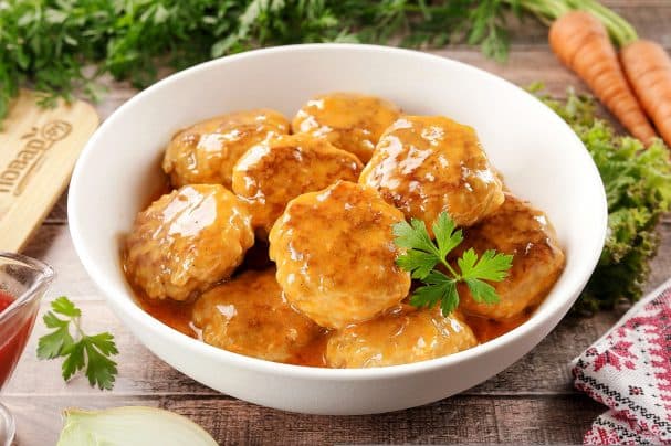 Тефтели с луком и морковью