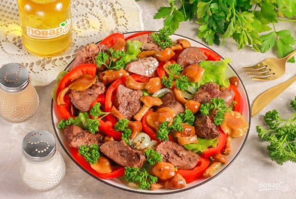 Цёплы салат з печаньню труса