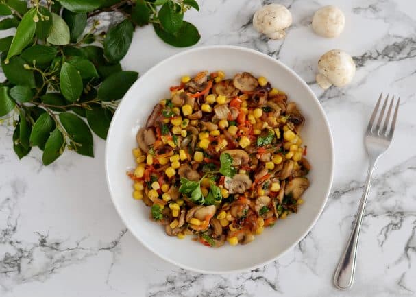Warm salad with mushrooms