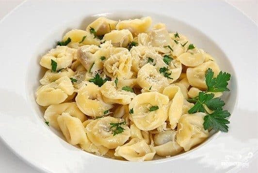 Cheese tortellini