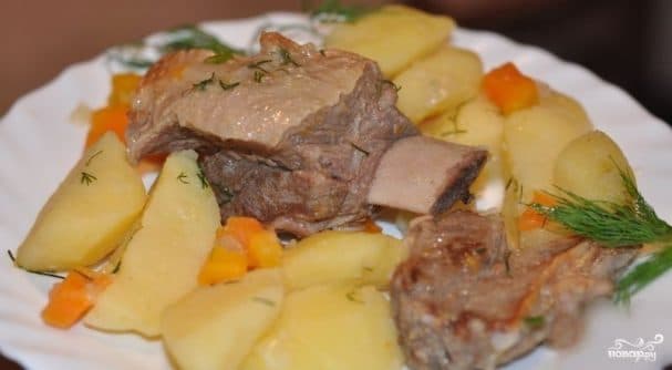 Тушаная бульба з рабрышкамі