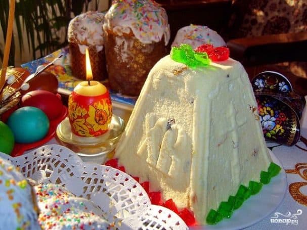 Cottage cheese Easter pudding with agar-agar