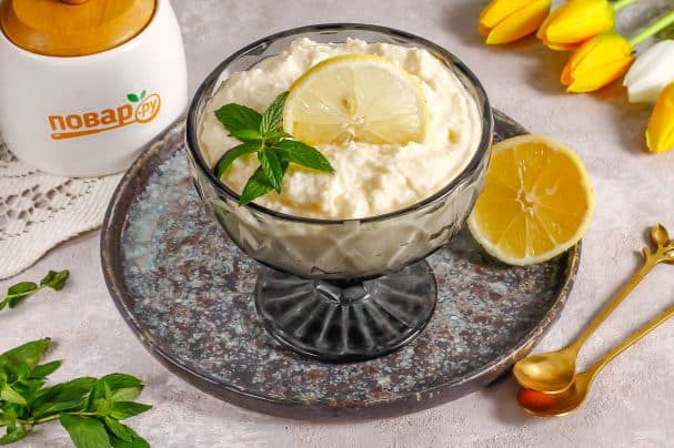 Cottage cheese-lemon cream