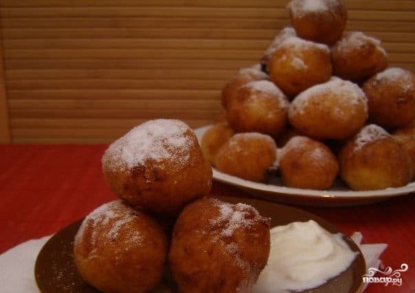 Fried cottage cheese balls
