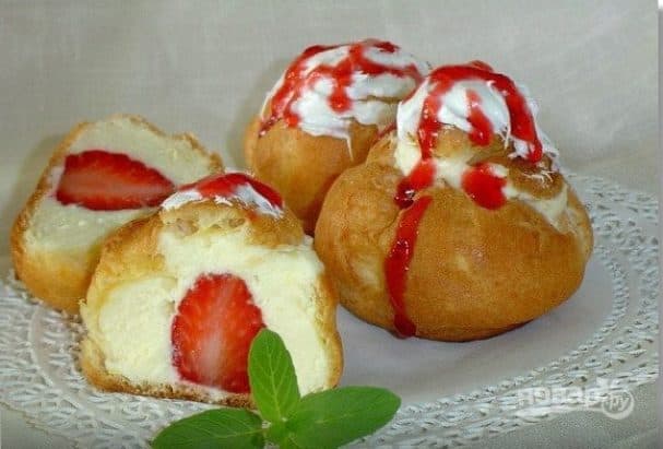 Cottage cheese cream for profiteroles