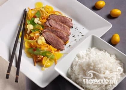 Duck with vegetables and rice