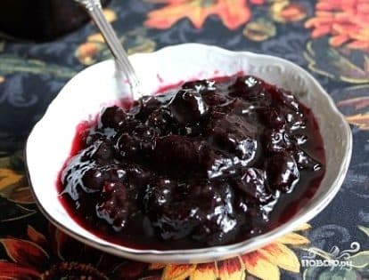 Blackcurrant Jam in the Microwave