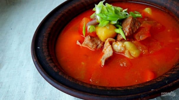 Hungarian goulash soup