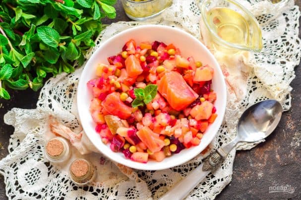 Salad with salmon