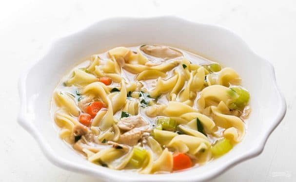 Смачны курыны суп з ляснай