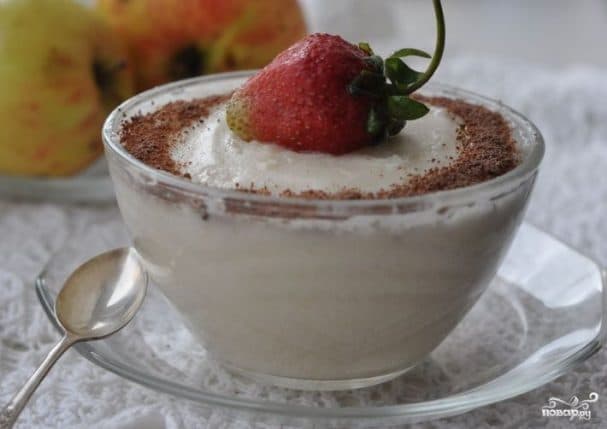Apple mousse with semolina