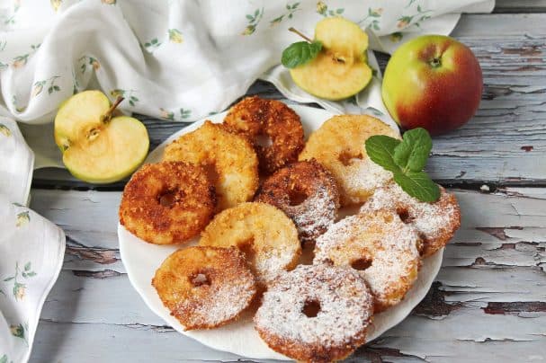 Яблыкі ў паніроўцы