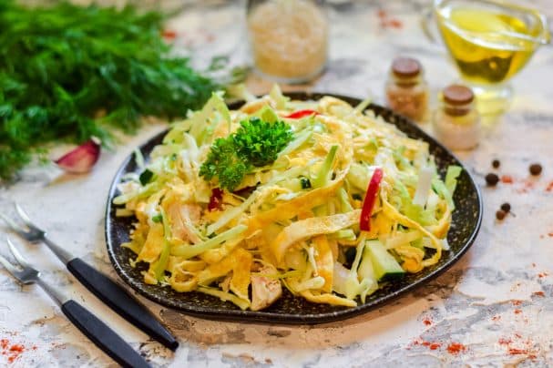 Японскі салат з курыцай