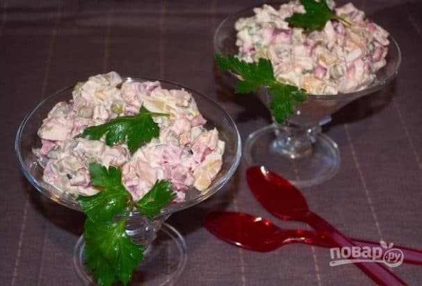 Зімовы салат з курыцай