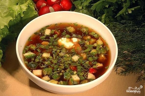 Botvinya with cucumbers