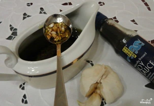 Garlic-soy sauce