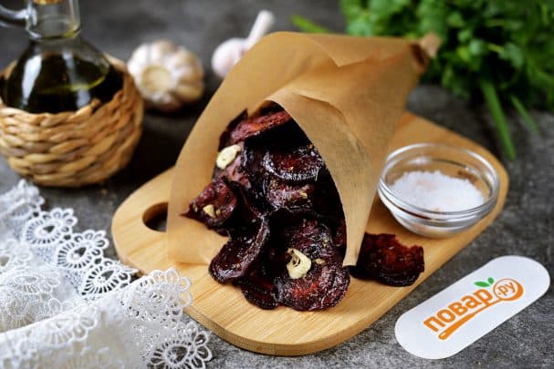 Beet Chips in the Oven