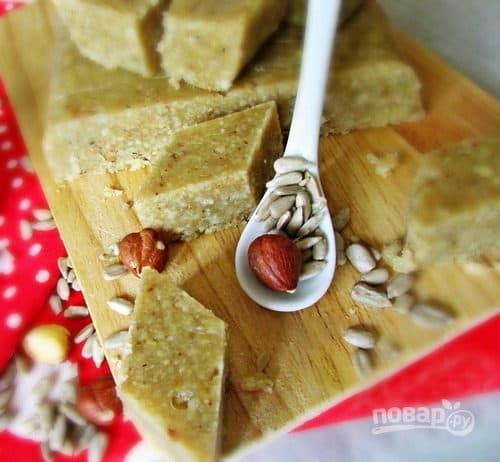 Sunflower halva