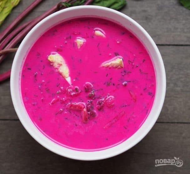 Cold Lithuanian borscht