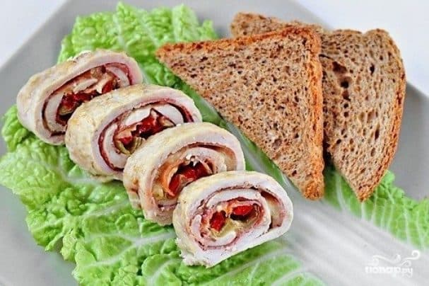 Куриные рулетики с ветчиной и сыром