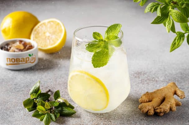 Lemon-ginger lemonade