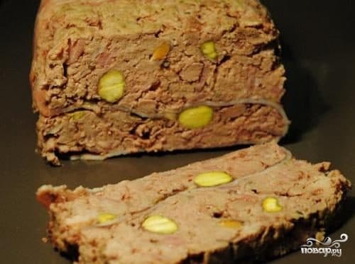 Паштэт з свінай печонкі з фісташкамі
