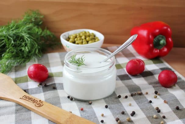 Vegan mayonnaise made with pea brine
