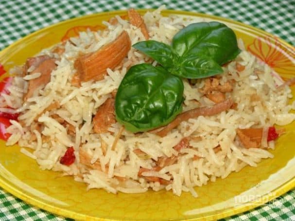 Рисовая каша с тушенкой
