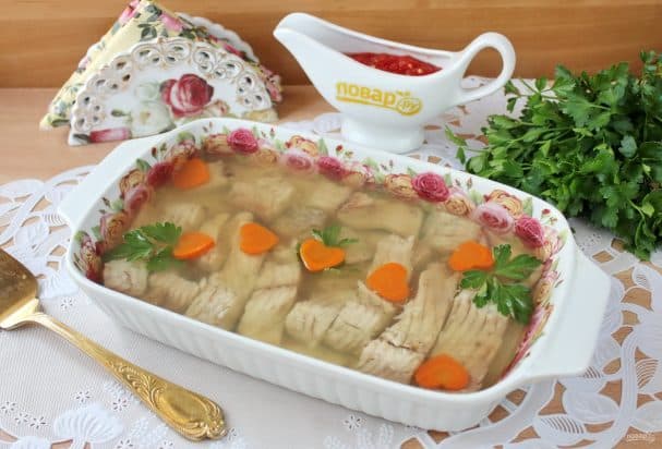 Jellied Crucian Carp