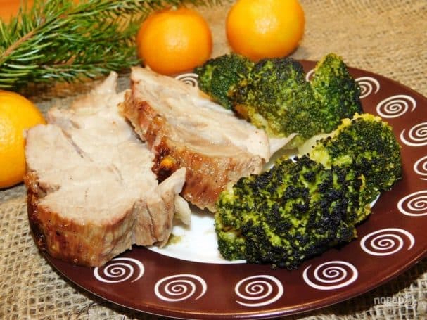 Ароматна буженина в духовці