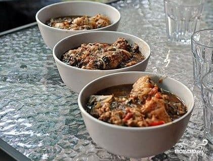 Чахохбілі в казані