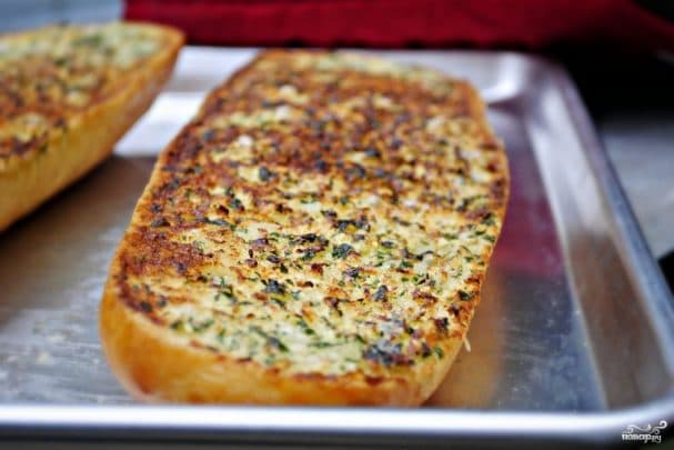 Чесночно-сырные гренки