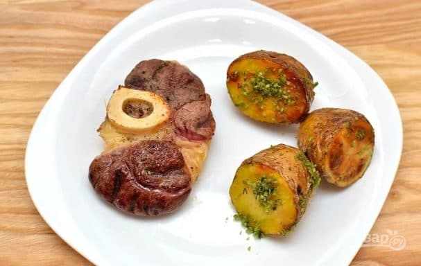 Bone-in filet mignon