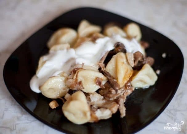 Dumplings with mushrooms