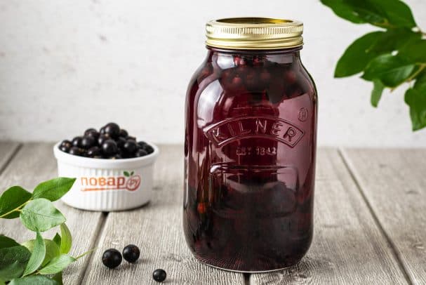 Blackcurrant compote