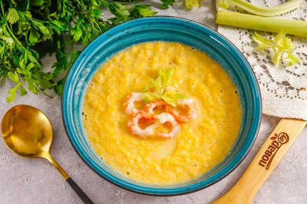 Крем-суп из сельдерея с креветками