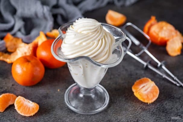 Крэм з сухіх зьбітых сьметанак